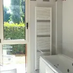 Glamour House, Comoda A Tutti I Servizi Апартаменты