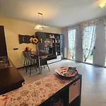 Апартаменты Glamour House, Comoda A Tutti I Servizi