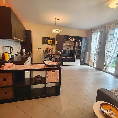 Apartment Glamour House, Comoda A Tutti I Servizi *