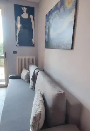 Glamour House, Comoda A Tutti I Servizi Apartment Parma