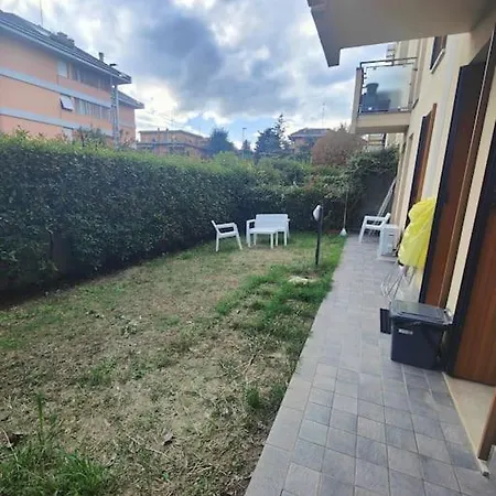 Glamour House, Comoda A Tutti I Servizi Apartment