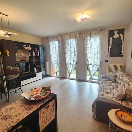 Glamour House, Comoda A Tutti I Servizi Apartment Parma