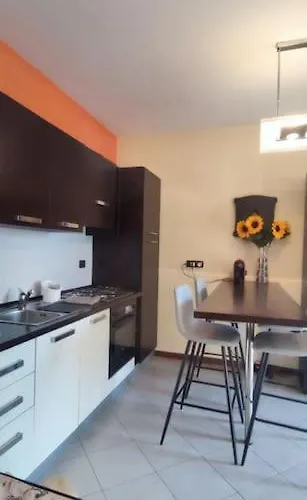 Apartment Glamour House, Comoda A Tutti I Servizi *