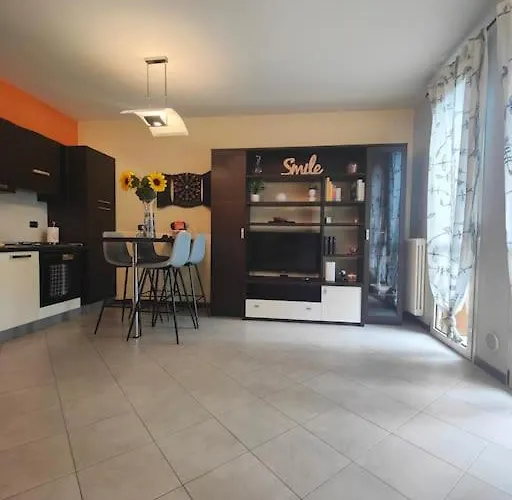 Glamour House, Comoda A Tutti I Servizi Apartment *