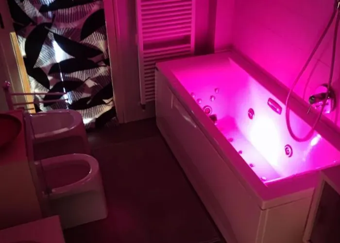 Apartment Glamour House, Comoda A Tutti I Servizi *